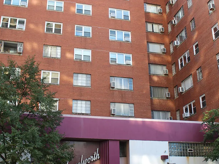Kennilworth Apartments — Photo 23