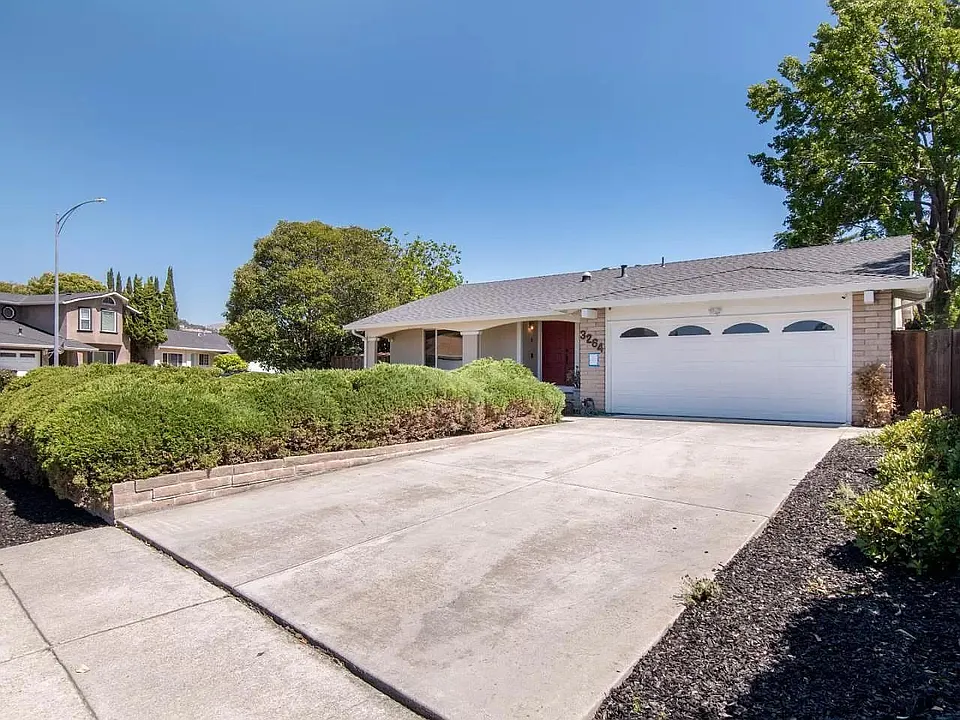 3264 Parkhaven Dr