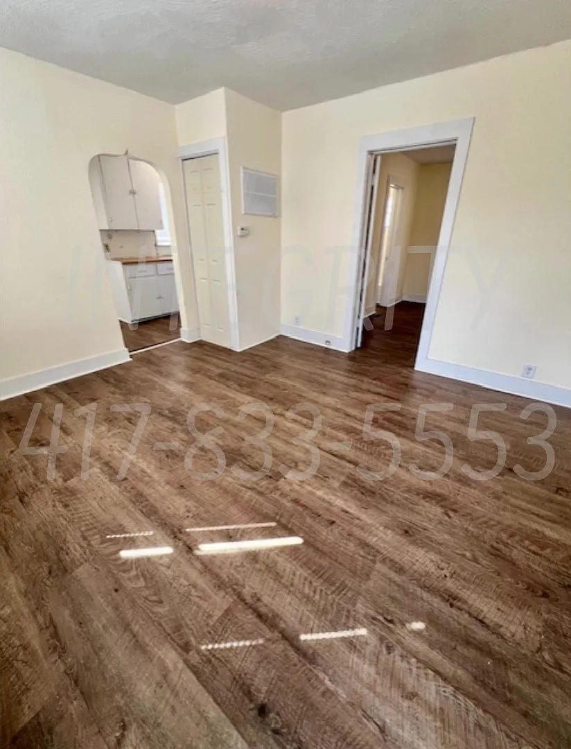 2 bed, 723 sqft, $750 — Photo 2