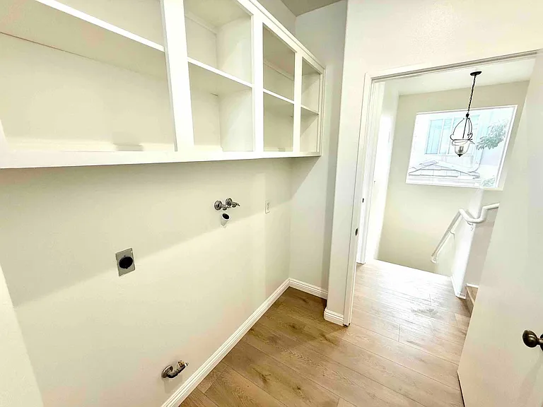 26009 Frampton Ave — Photo 13