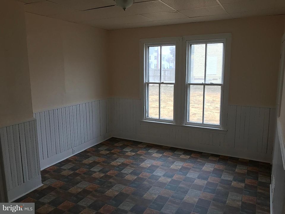 2nd image of 710 Buck St