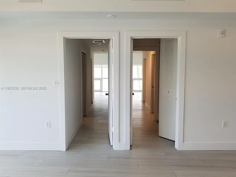 6580 Indian Creek Dr #201 — Photo 15