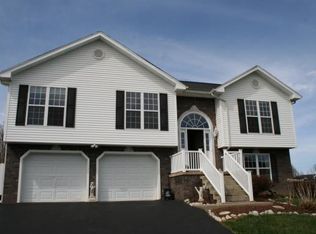 118 Ralph Hoss Rd, Jonesborough, TN 37659