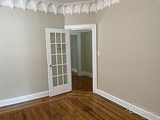 4th image of 58-51 44th Ave #2