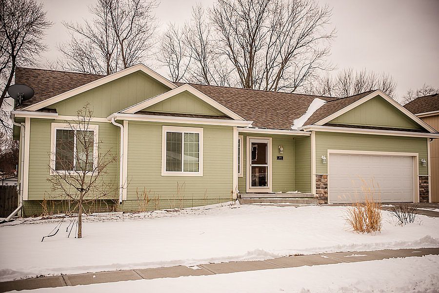 1st image of 109 Linn Ct