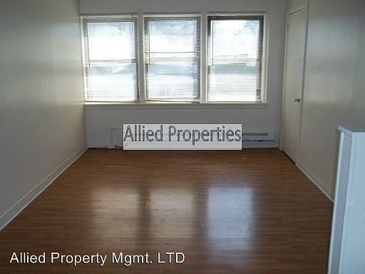 2nd image of 725 East Ave #1
