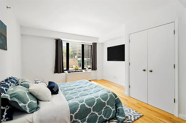 Rented by Douglas Elliman | media 11