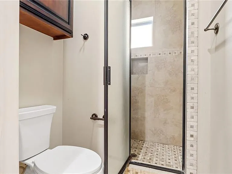 3002 Santa Monica St — Photo 18