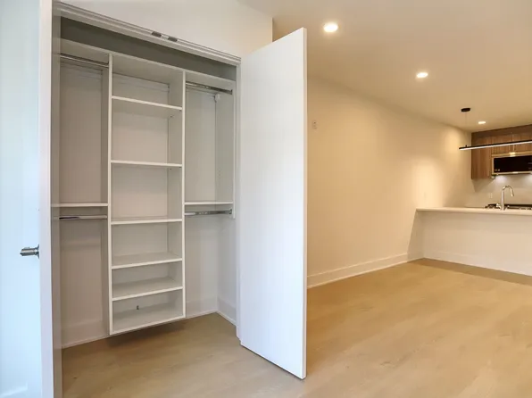 303 Madison Street image 15 of 18