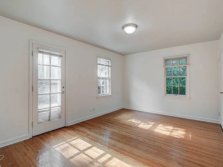 5043 Boulevard Pl — Photo 25