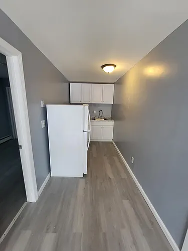 208 Main St Photo 1