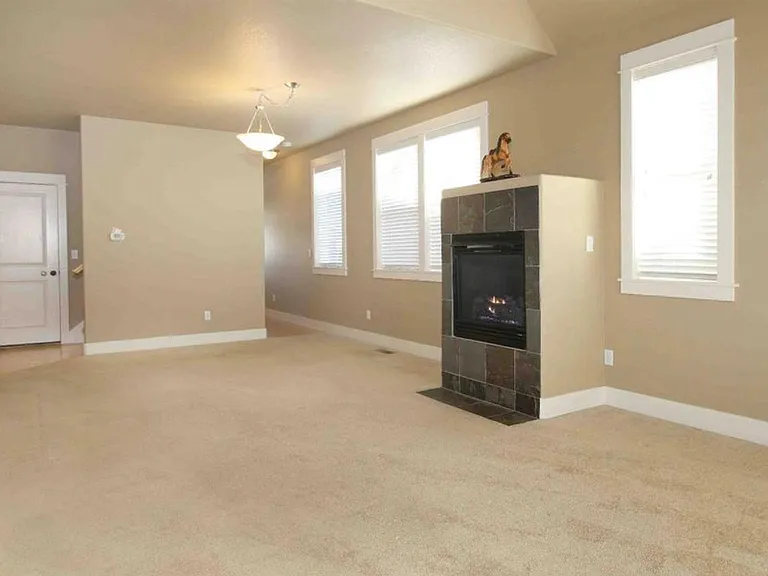 926 E Timber Pine Dr — Photo 5
