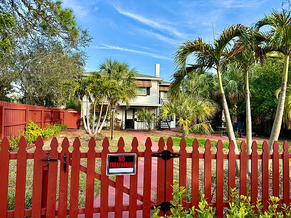 5th image of 609 S Lake Dr #1