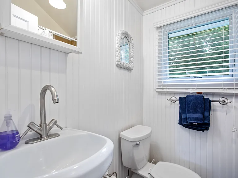 16 Mudford Ave — Photo 15
