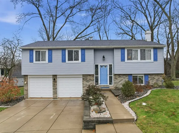148 Carriage Hill Rd, Glenshaw, PA 15116