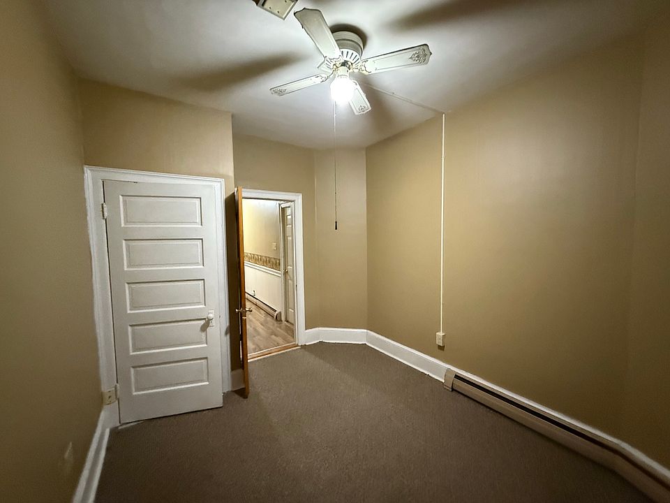 1st image of 332 Hancock St Floor 1