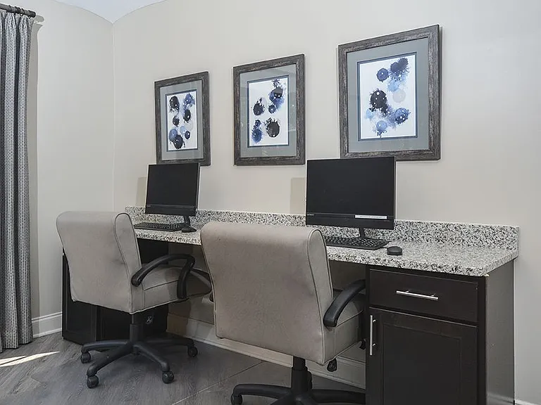 Gardenwood Residences — Photo 28