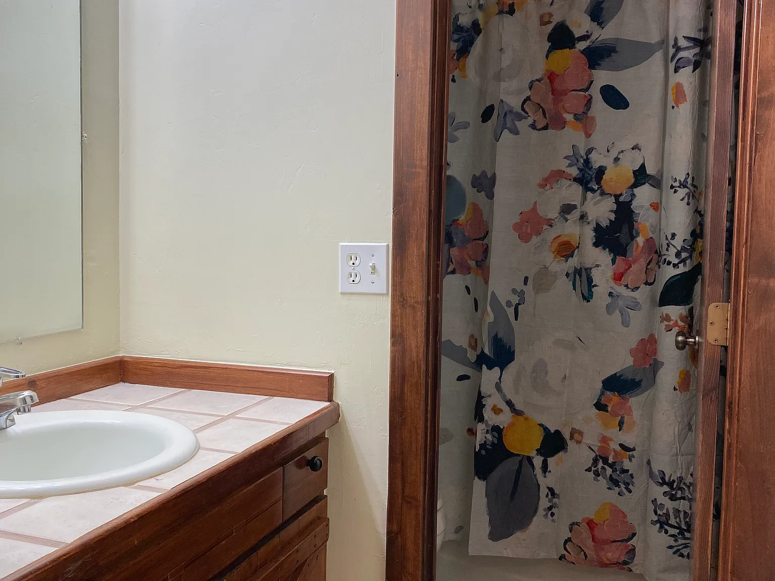 675 Straight Creek Dr — Photo 2