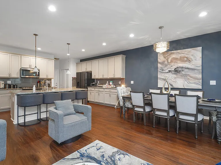 24869 Ivy Ln — Photo 4