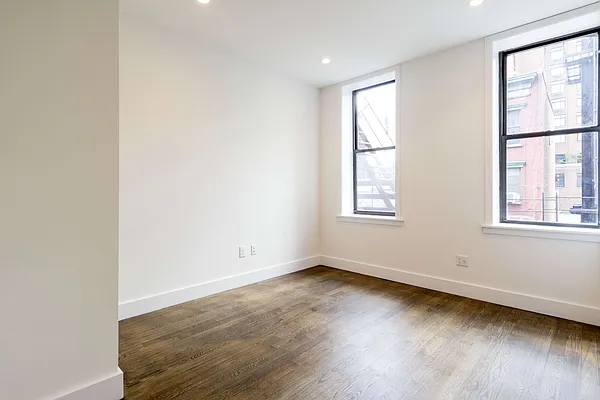 Rented by Compass | media 17