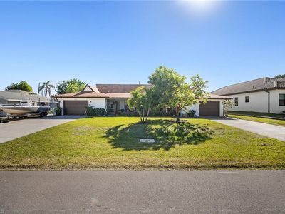 692 108th AVE N, Naples, FL, 34108