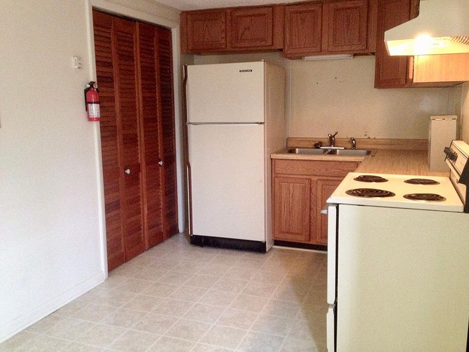 2nd image of 222 Redsky Rd