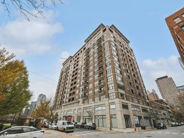 849 N Franklin St Unit 1420, Chicago, IL 60610