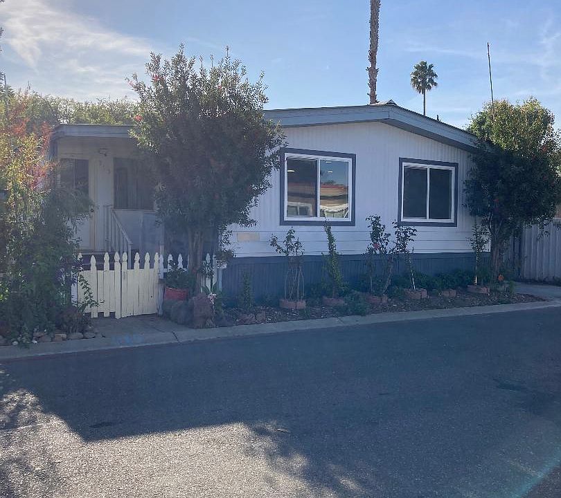 1st image of 515 Hermitage Pl #515