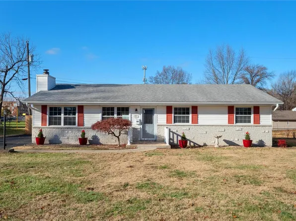 2924 Otto St, Belleville, IL 62226