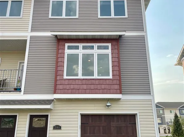 2161 Rolling Green Ln, North Mankato, MN 56003