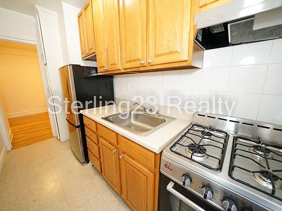 3rd image of 32-79 44th St #F3