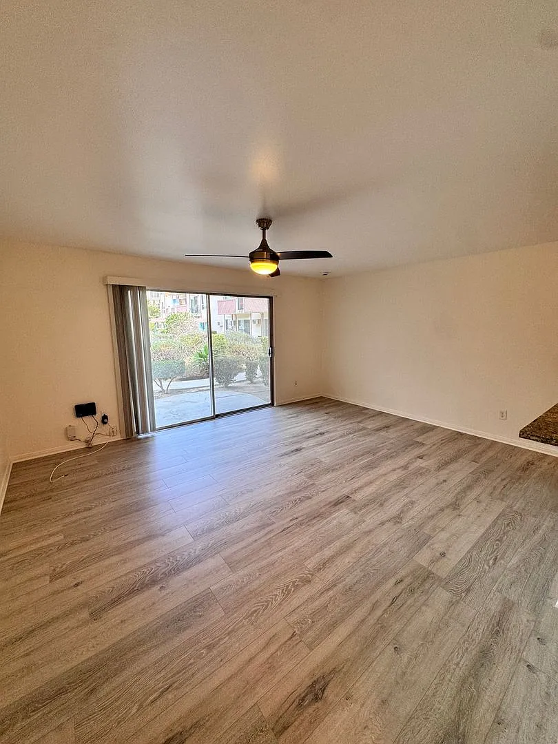 Studio Living at 5585 Pacific Coast Hwy, Unit #117 Long Beach — Photo 2