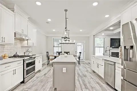 3126 Oxford Mill Ln — Photo 12
