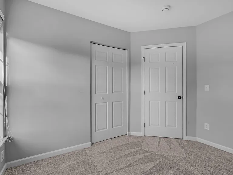753 Huffine Manor Cir — Photo 27