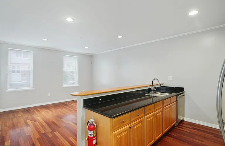 1782 Frankford Ave #1 — Photo 3