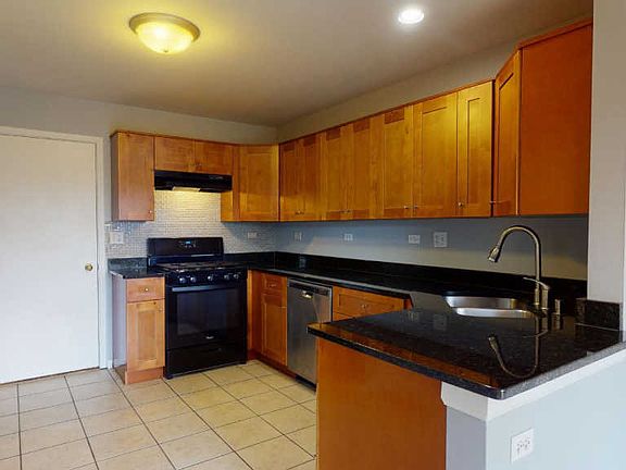 4th image of 1586 Tuppeny Ct
