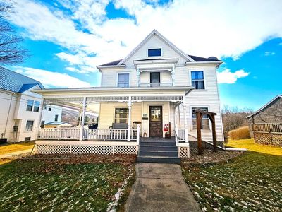 982 W Main St, Troy, PA, 16947