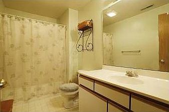 2nd image of 6520 Creekside Dr NE Unit 12