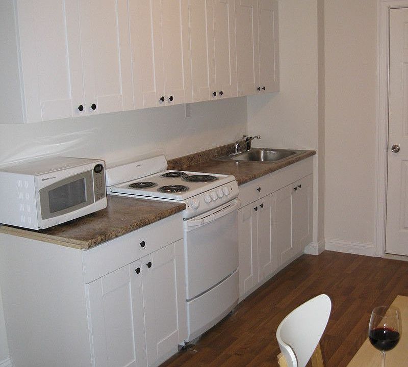 2nd image of 252 W 47th St APT 12