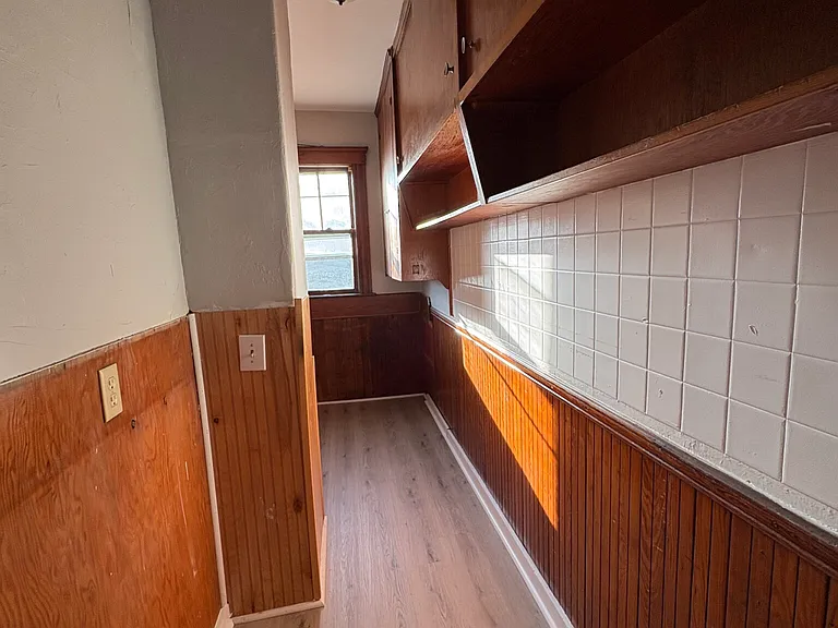 1425 Main St #1 — Photo 10