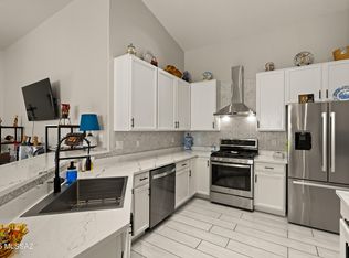 3264 S Thunder Chorus Rd, Tucson, AZ 85713