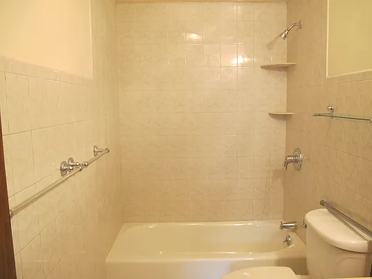 Rented by Dwell Residential Inc | media 29