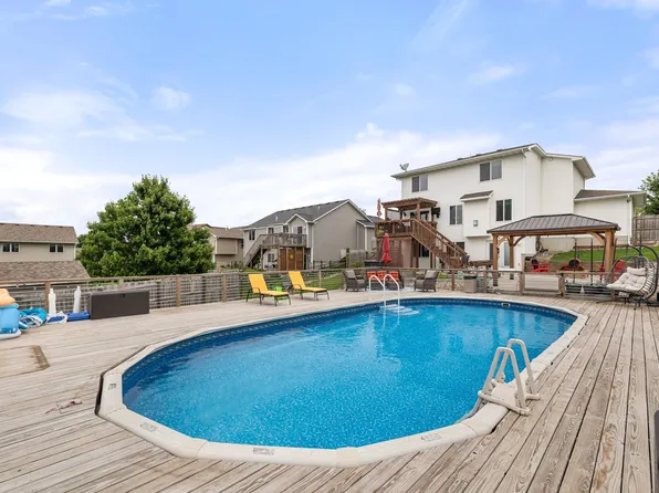 2620 Avery Dr, Norwalk, IA 50211