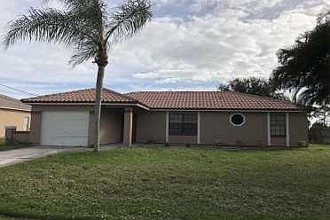 Home For Sale In Port Saint Lucie