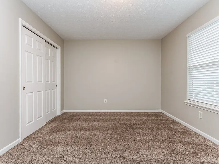 10555 Wintergreen Way — Photo 13