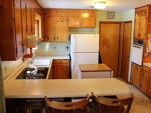 4th image of 893 Catalina Dr