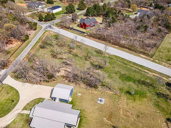 4th image of Glen Ellen Rd