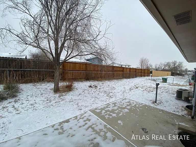 1885 Nueva Vista Dr — Photo 14