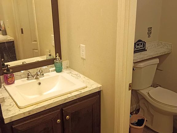 2nd image of 19416 Hummingbird Rd