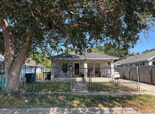 912 10th St, Corpus Christi, TX 78404